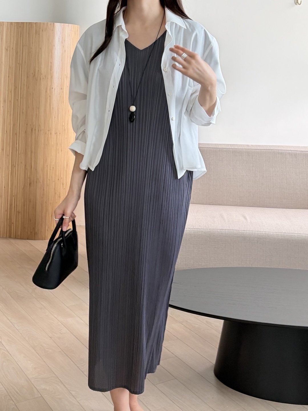 Pleats wing sleeves dress