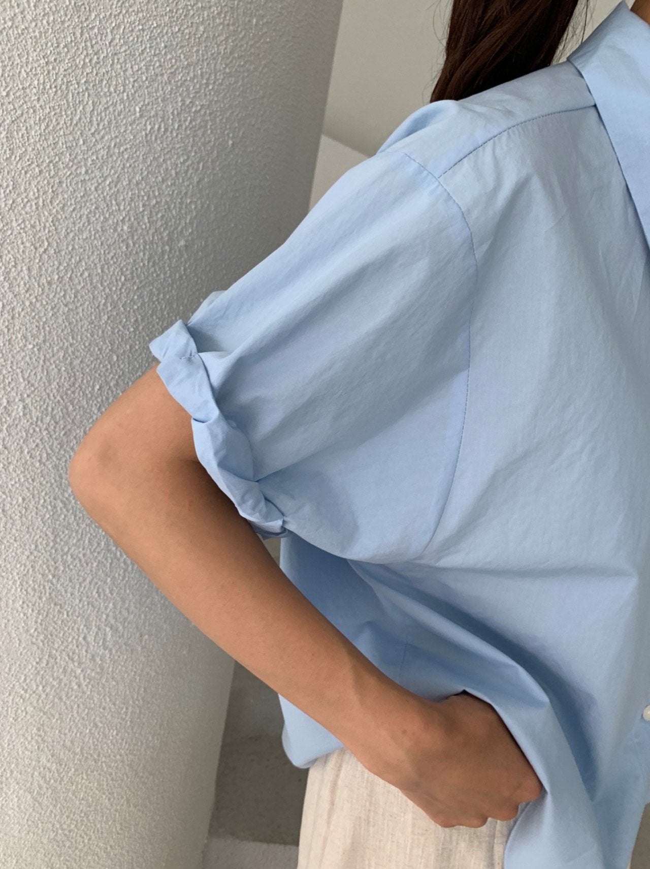 Rolled-up cotton shirt