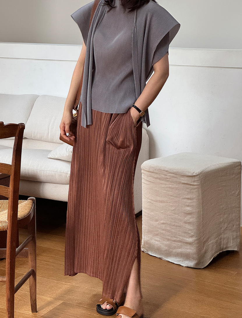 Shawl set pleats blouse