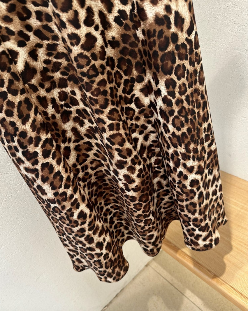 Leopard skirt