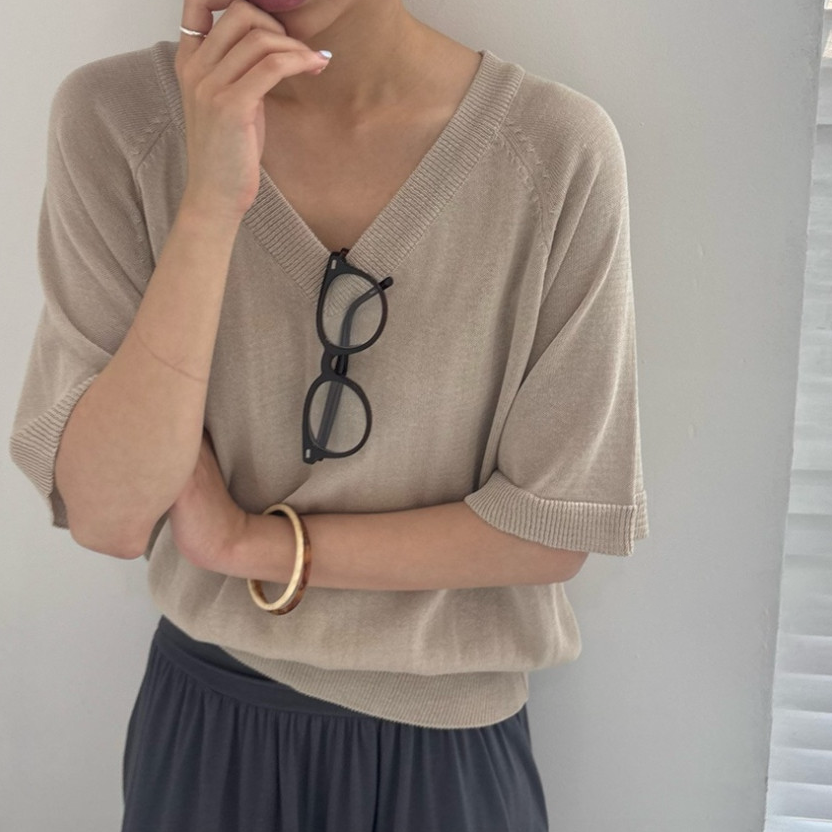 V neck summer knit top