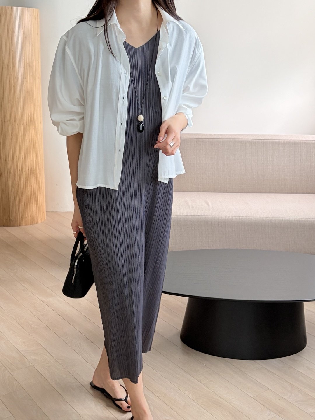 Pleats wing sleeves dress