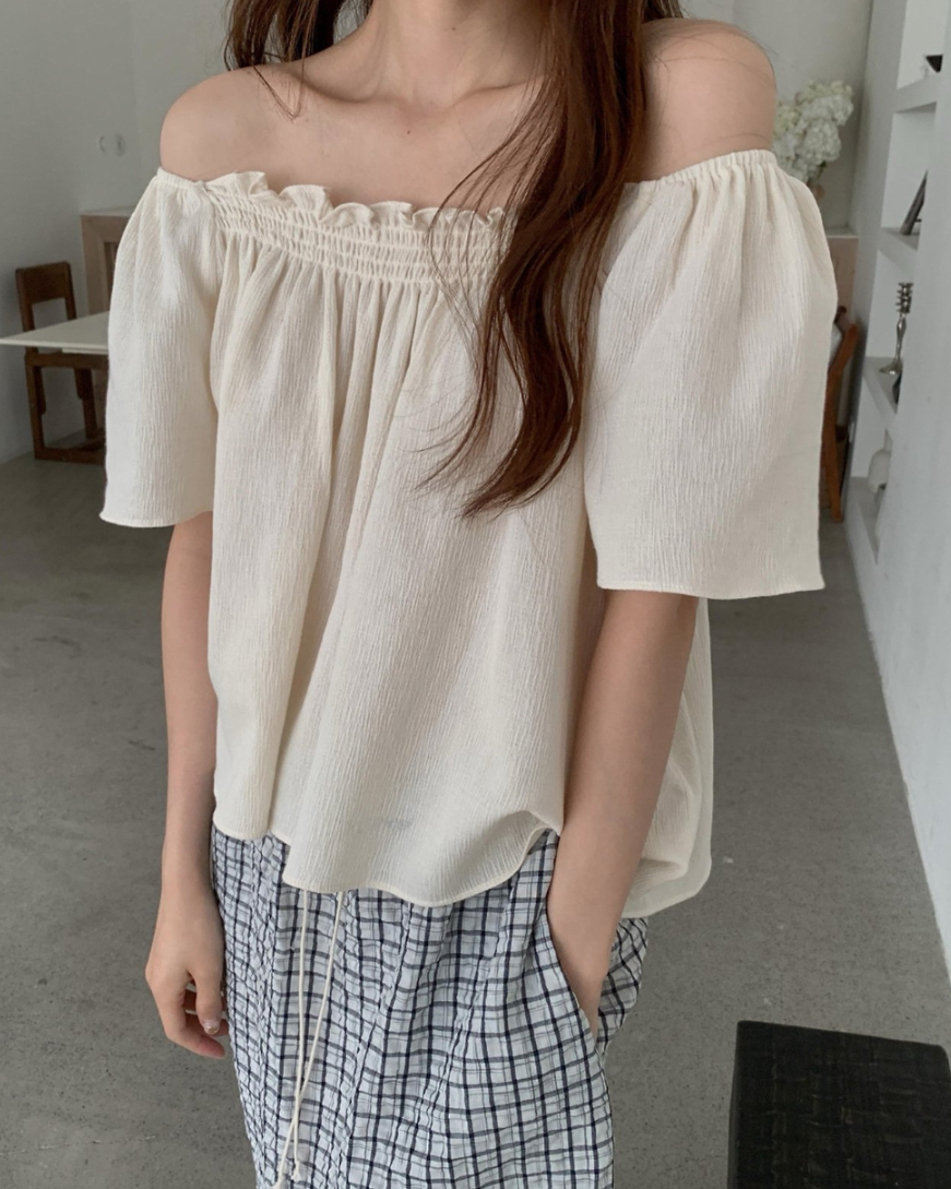 Pomelo smocked blouse