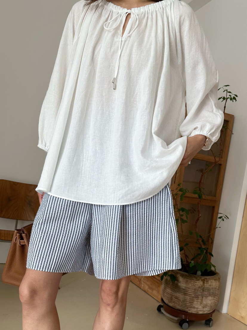 Linen bohemian blouse
