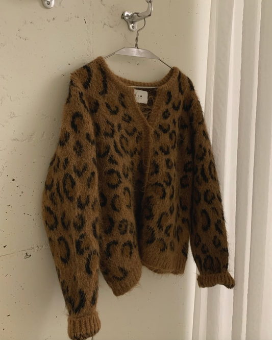 (F/W) Hairy leopard cardigan