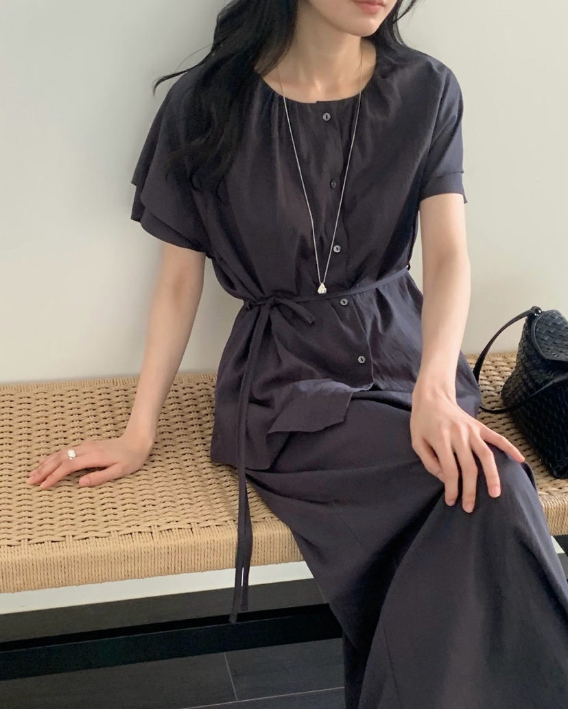 Wing sleeves blouse/ Skirt