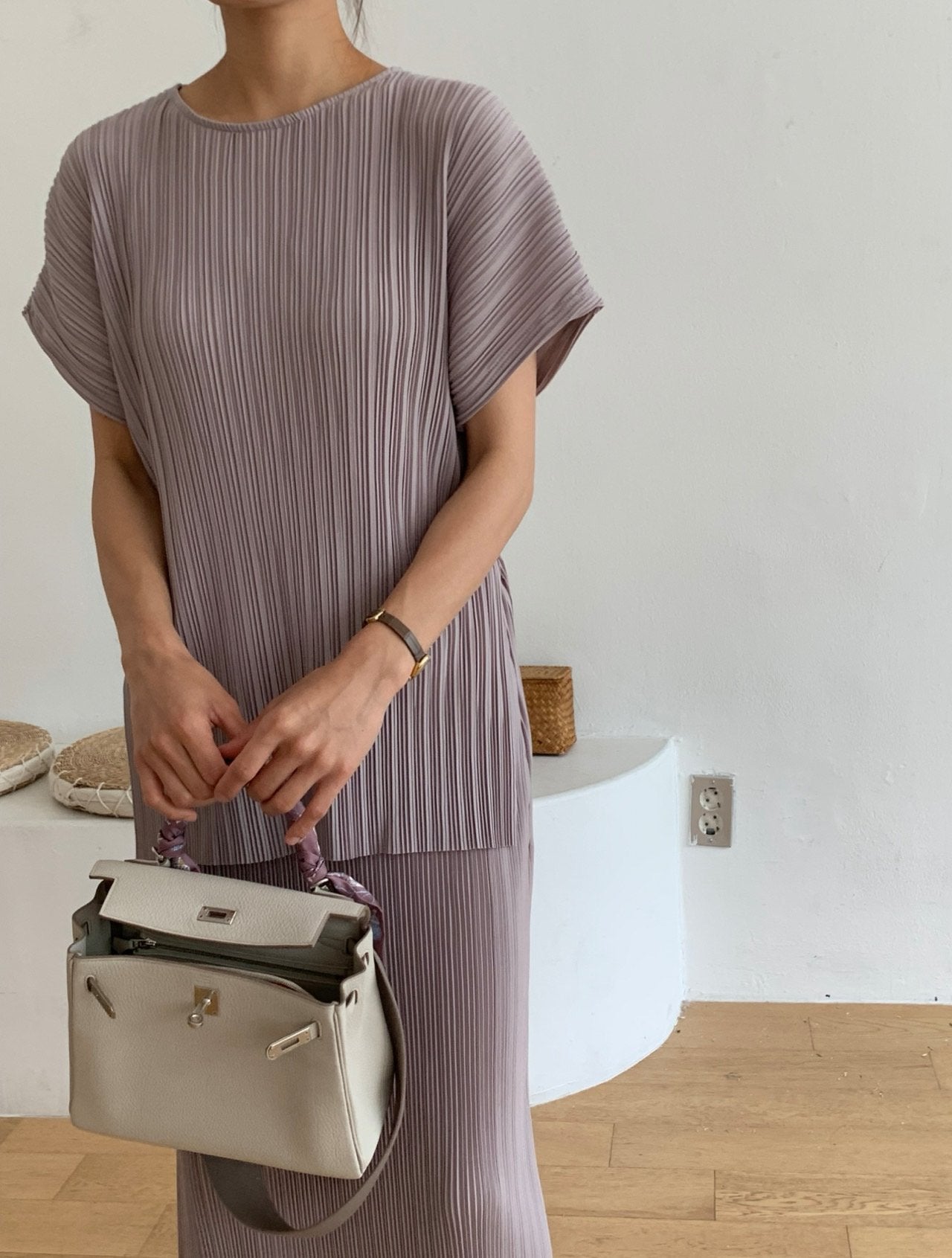 Pleats blouse and skirt set