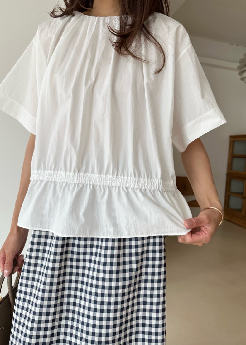 Shirring neckline blouse