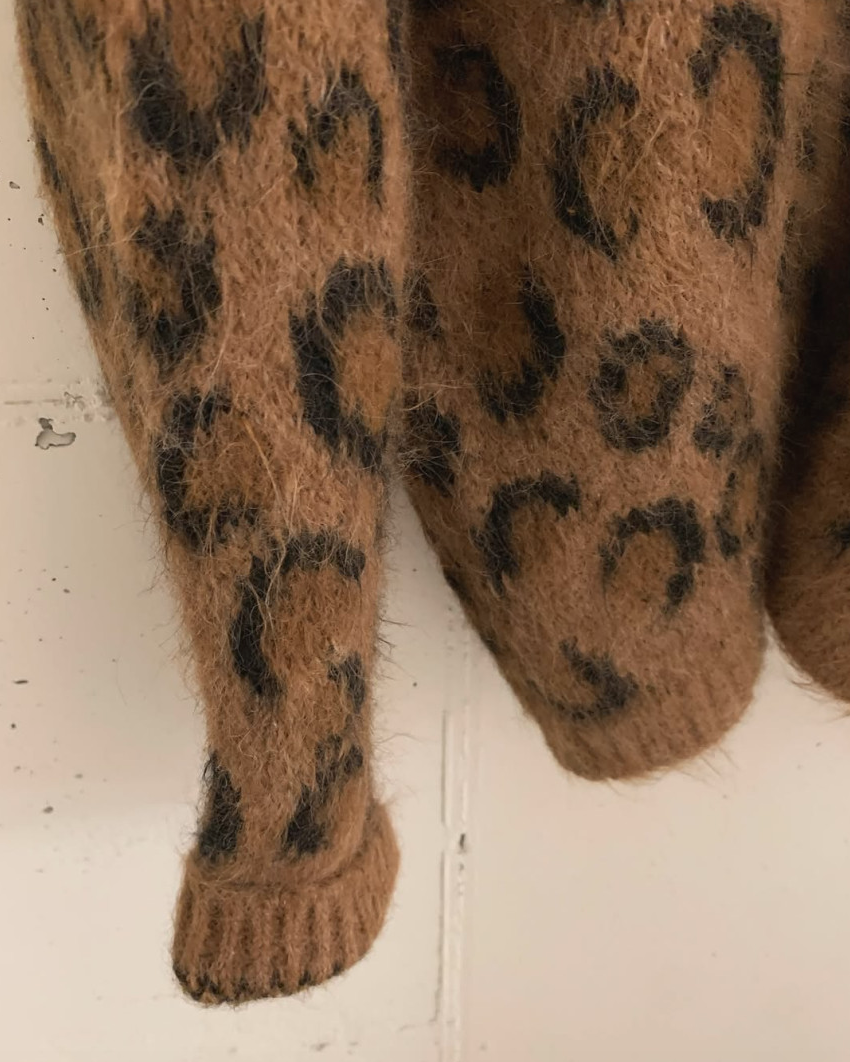 (F/W) Hairy leopard cardigan