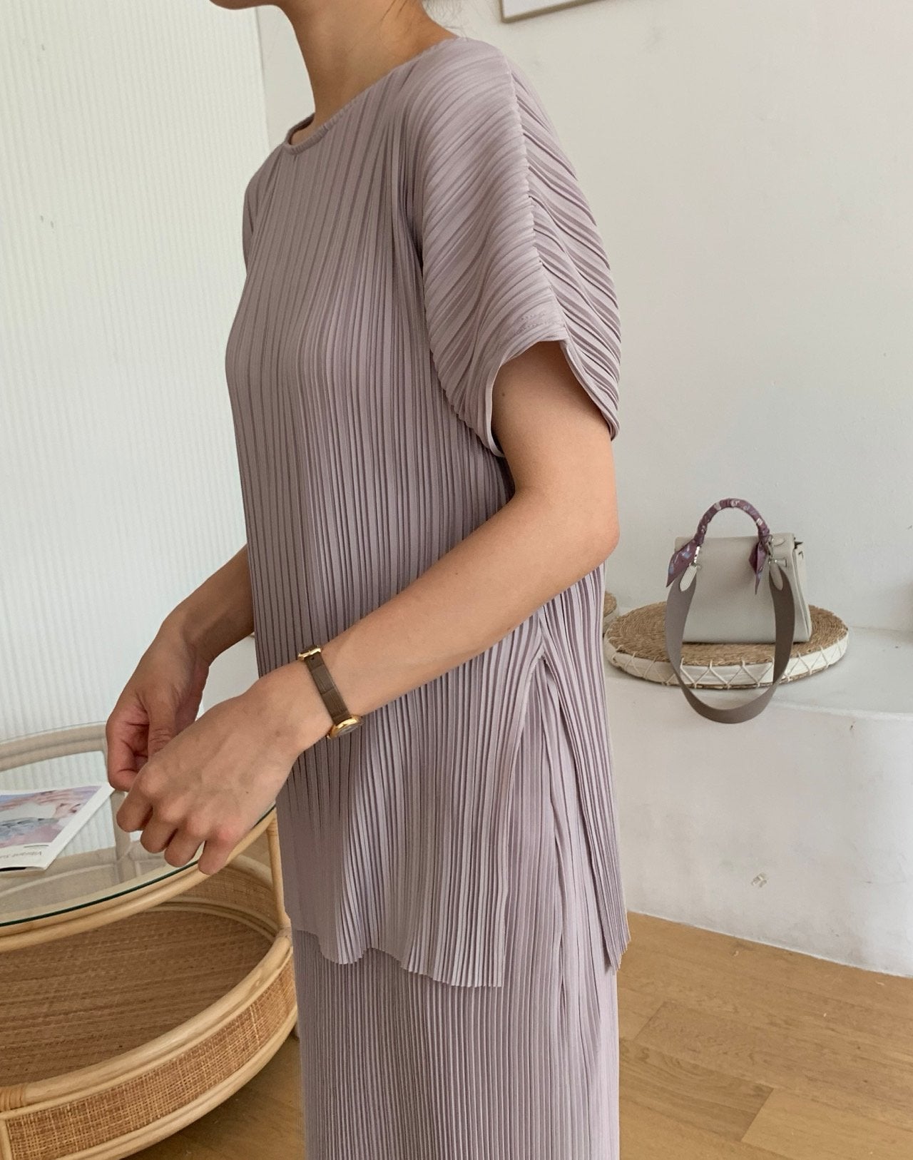 Pleats blouse and skirt set