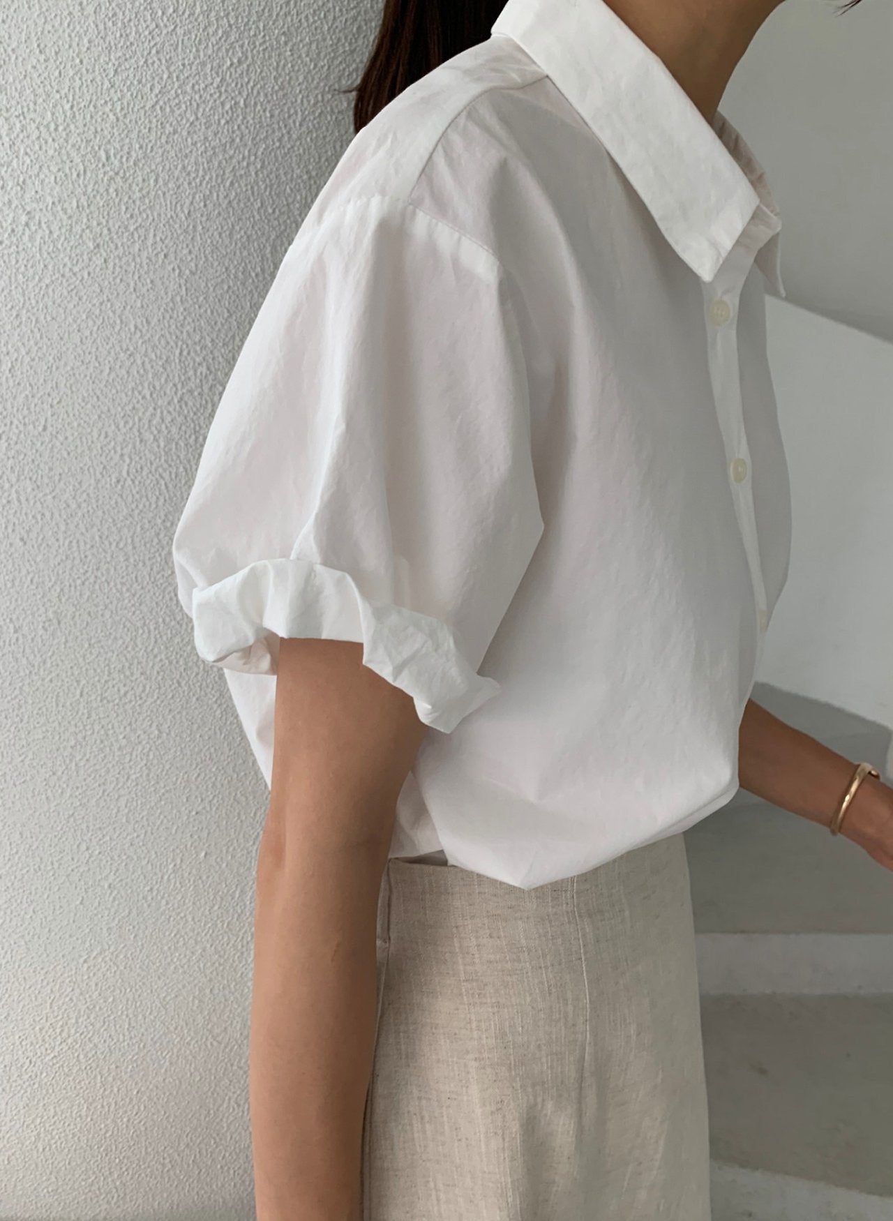 Rolled-up cotton shirt