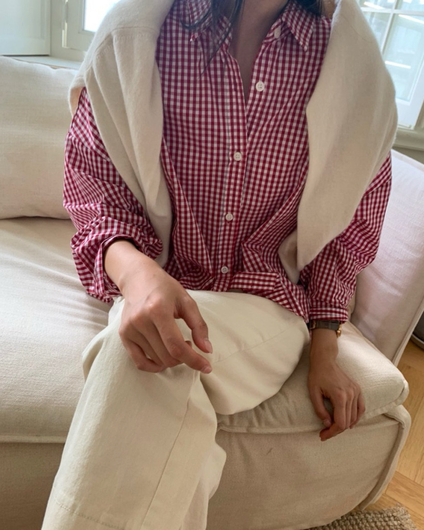 Small checkered cropped shirt