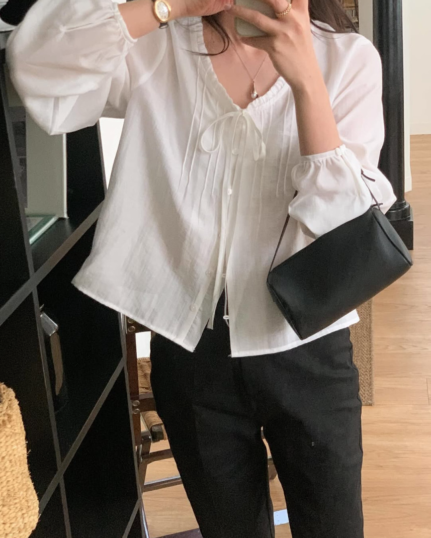 Lace neckline pintuck blouse