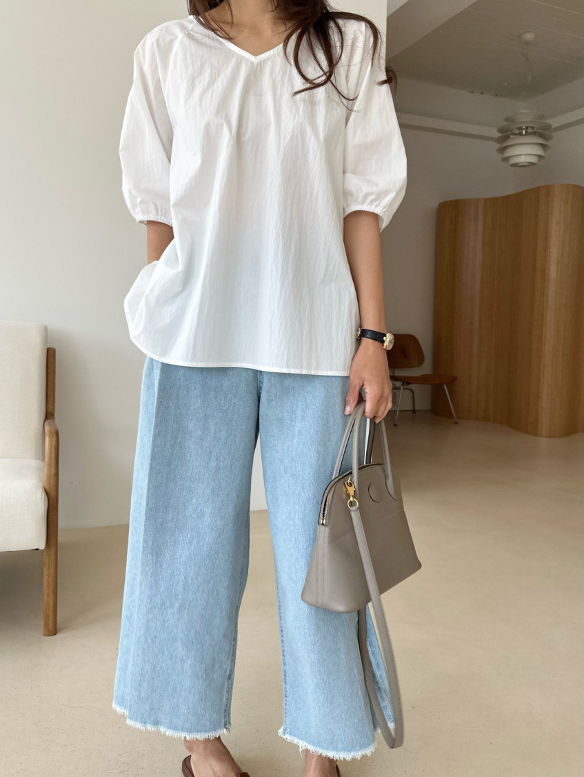V neck puff sleeves blouse