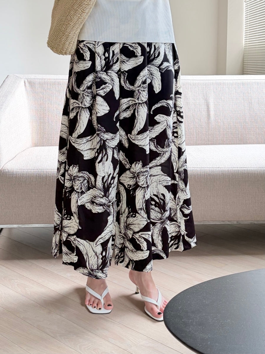 Floral wide pants