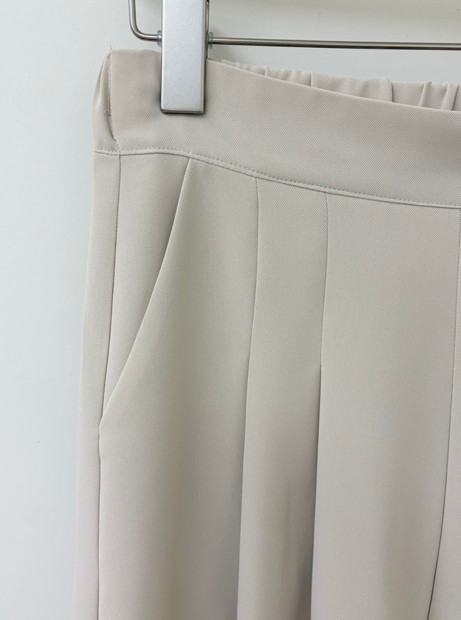 Silky wide-leg pants