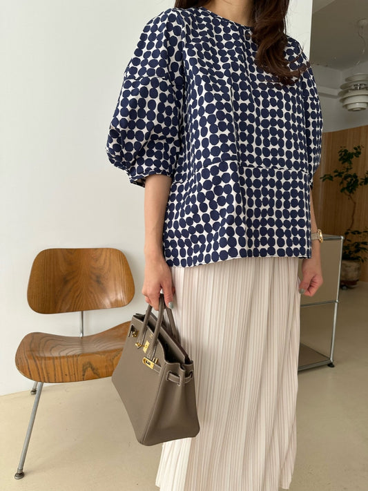 Dot blouse