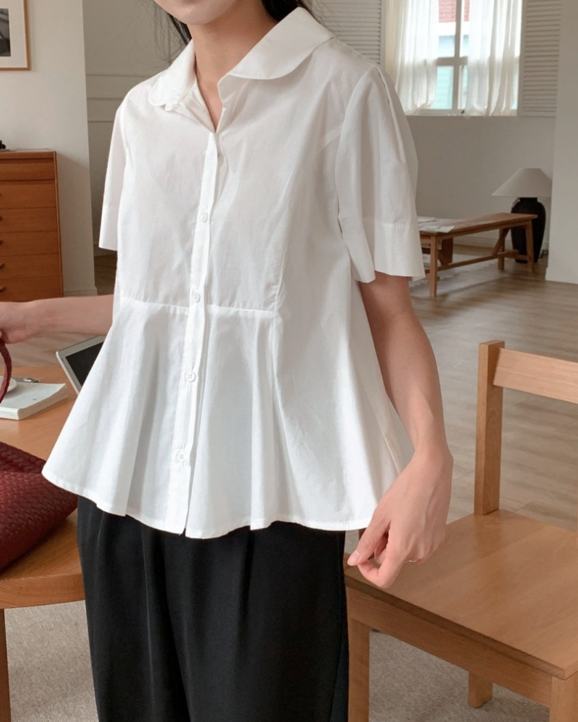 Back pleats shirt