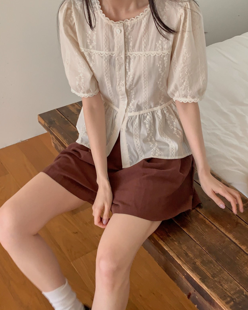 Lulu lace blouse