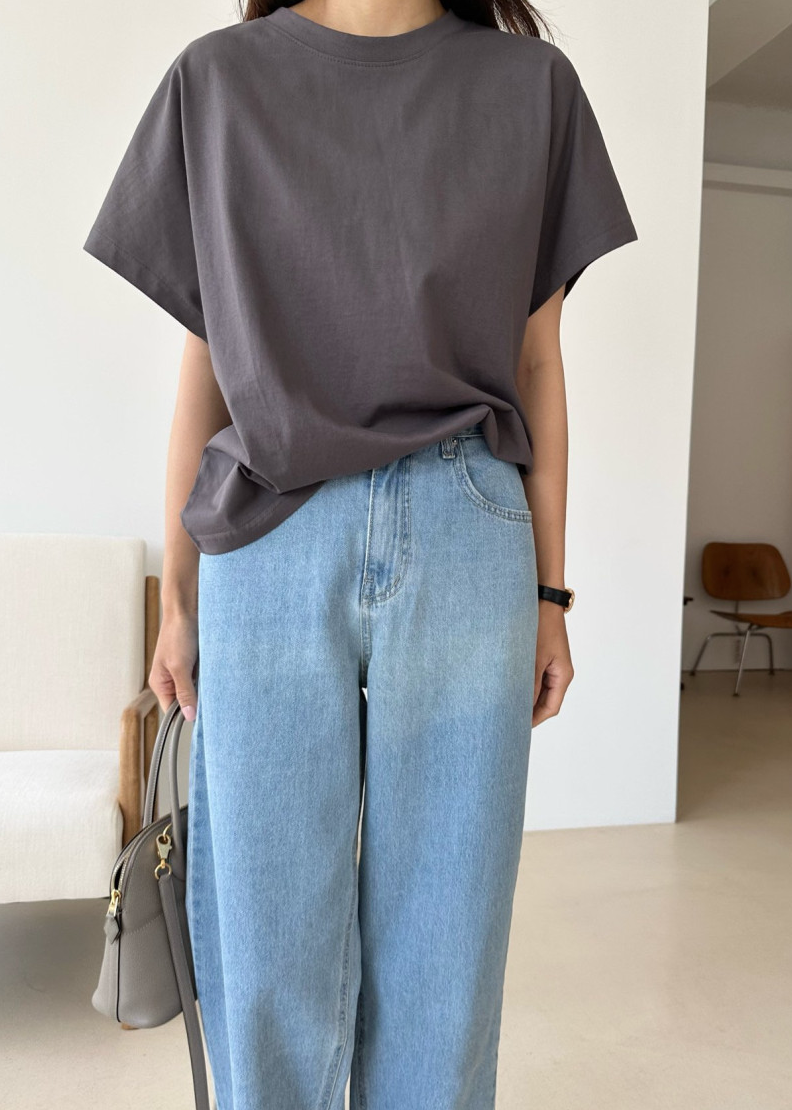 Batwing sleeves t-shirt