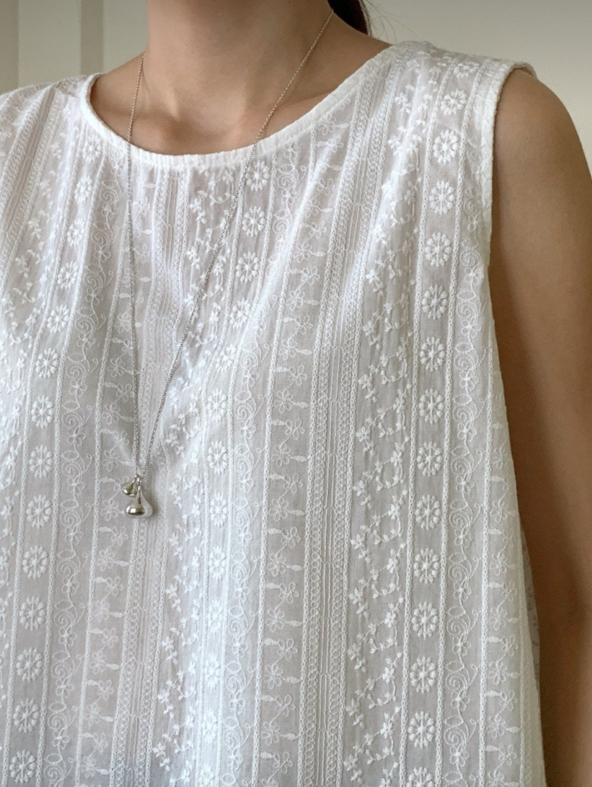 Embroidered cotton blouse
