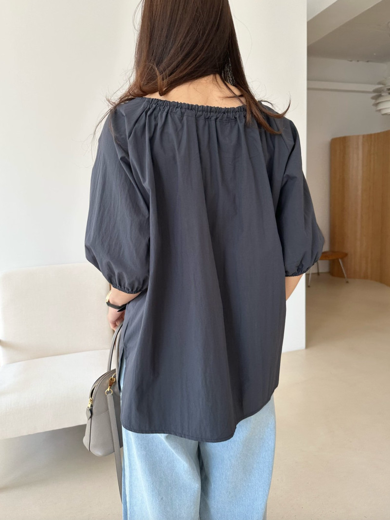 V neck puff sleeves blouse