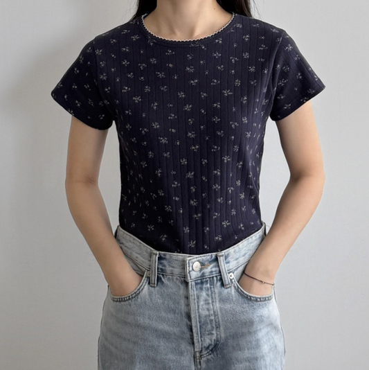 Romantic flower T-shirt