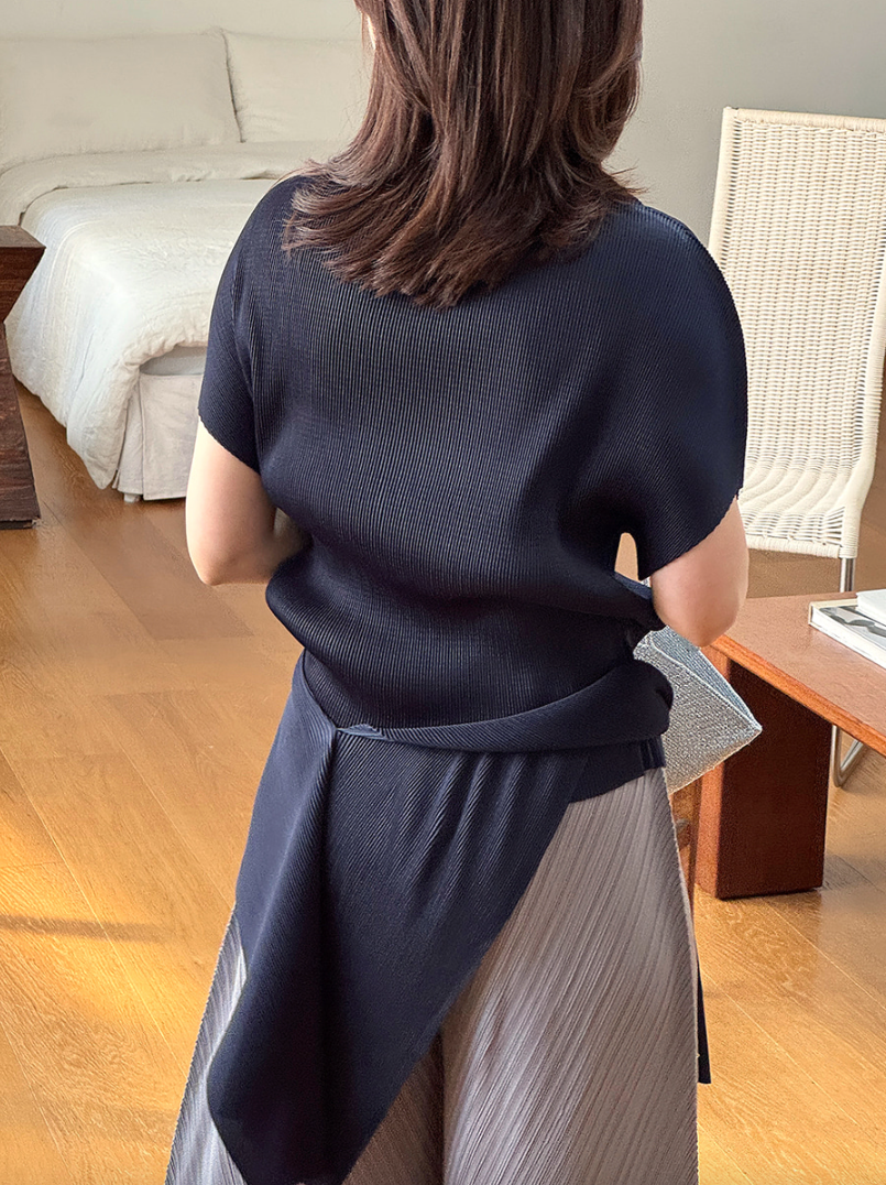 Shawl set pleats blouse