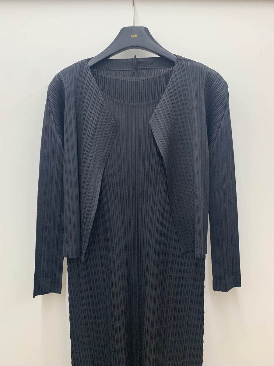 Pleated cardigan