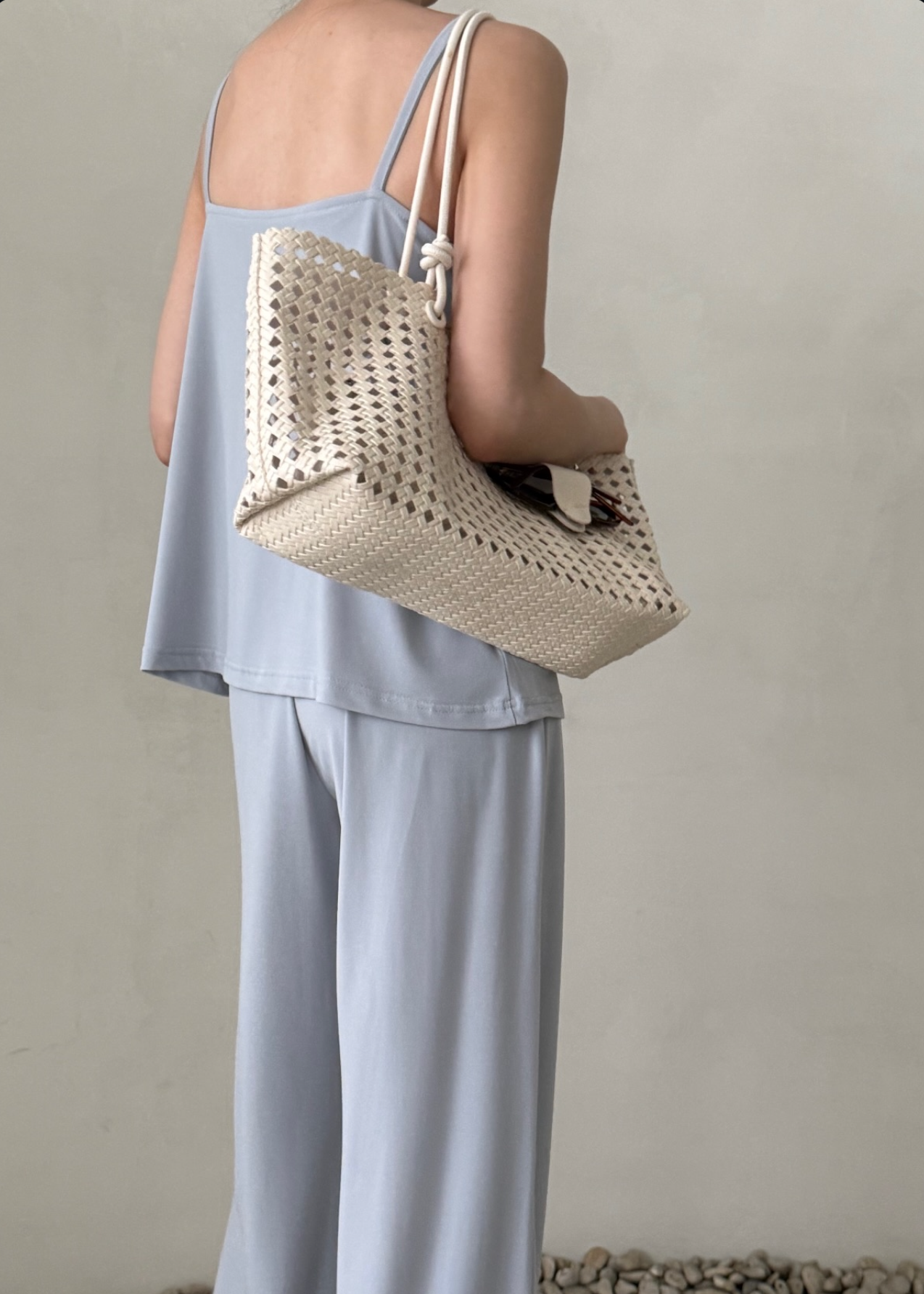 Eyelet shoulder bag