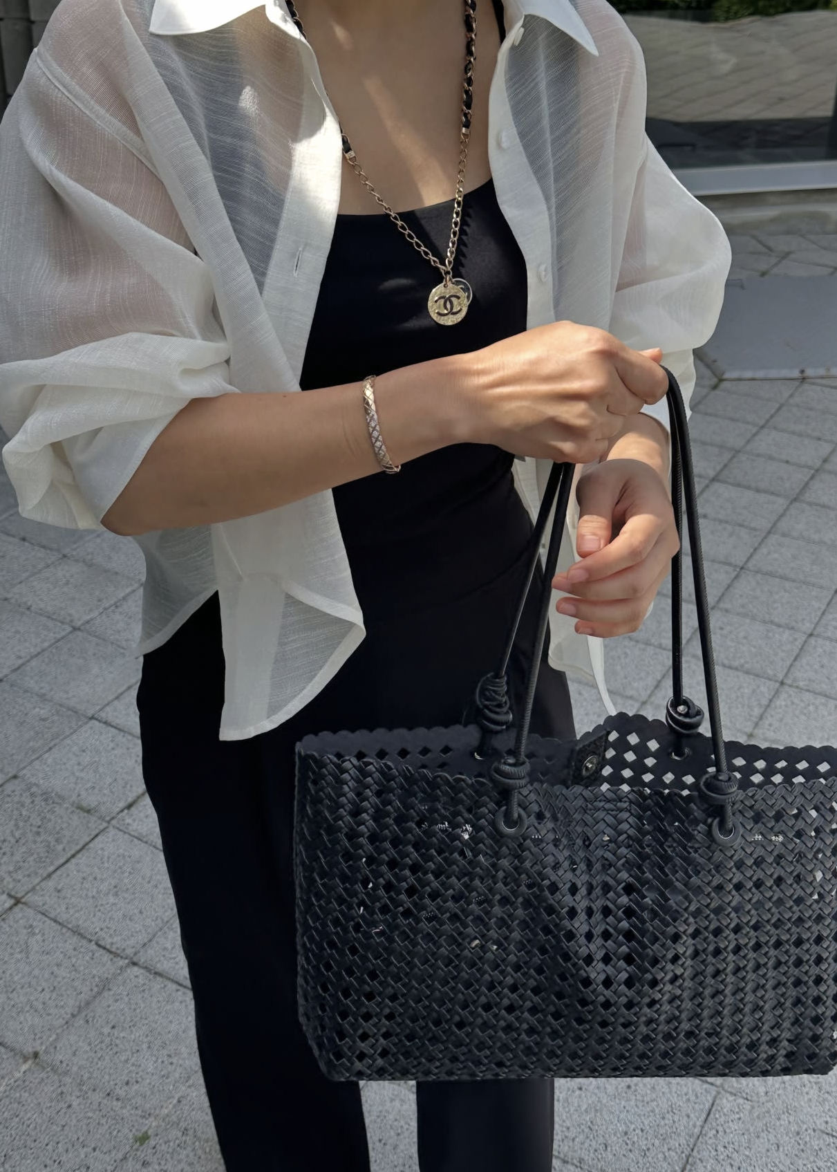 Eyelet shoulder bag
