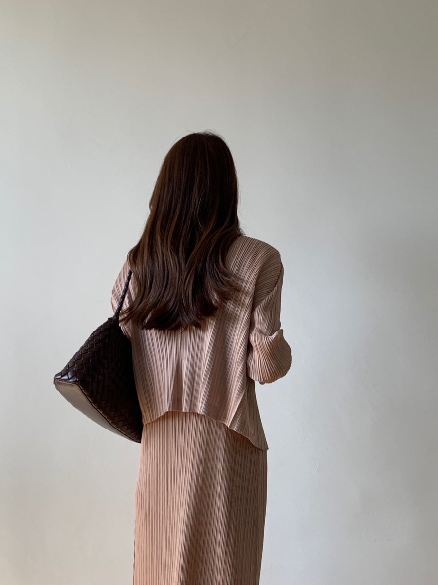 Pleated cardigan