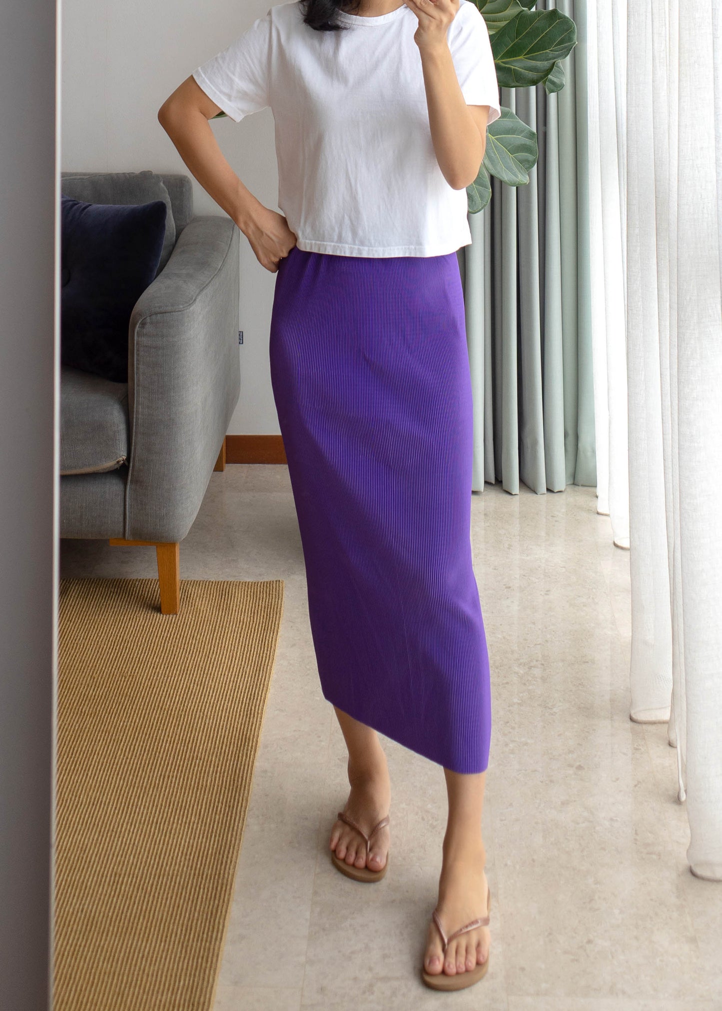 Slim pleats skirt