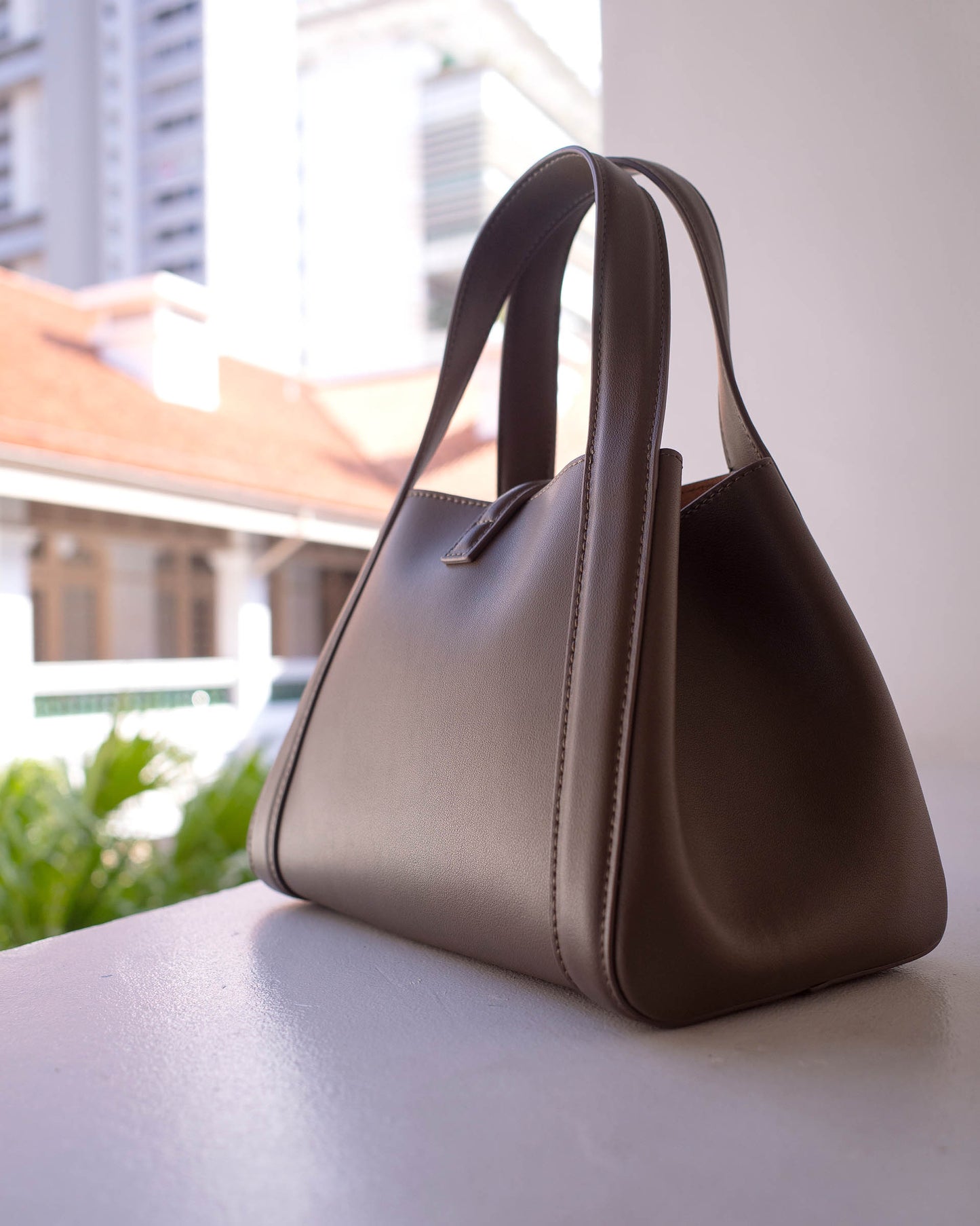 Top handle leather bag