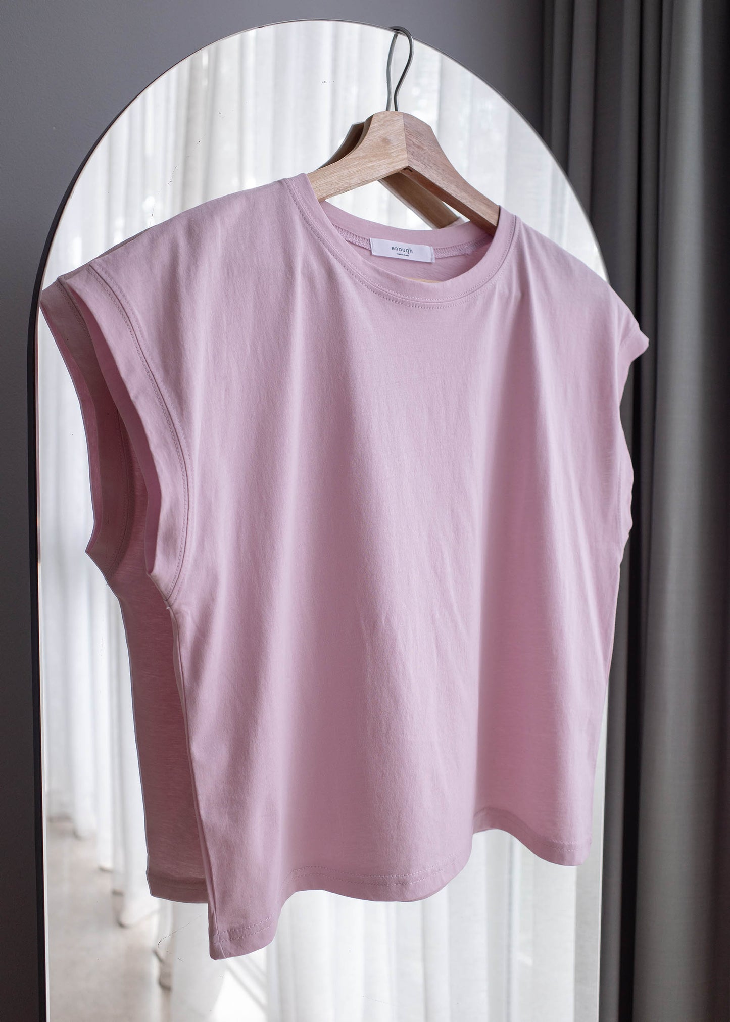 Semi cropped cap sleeves tee