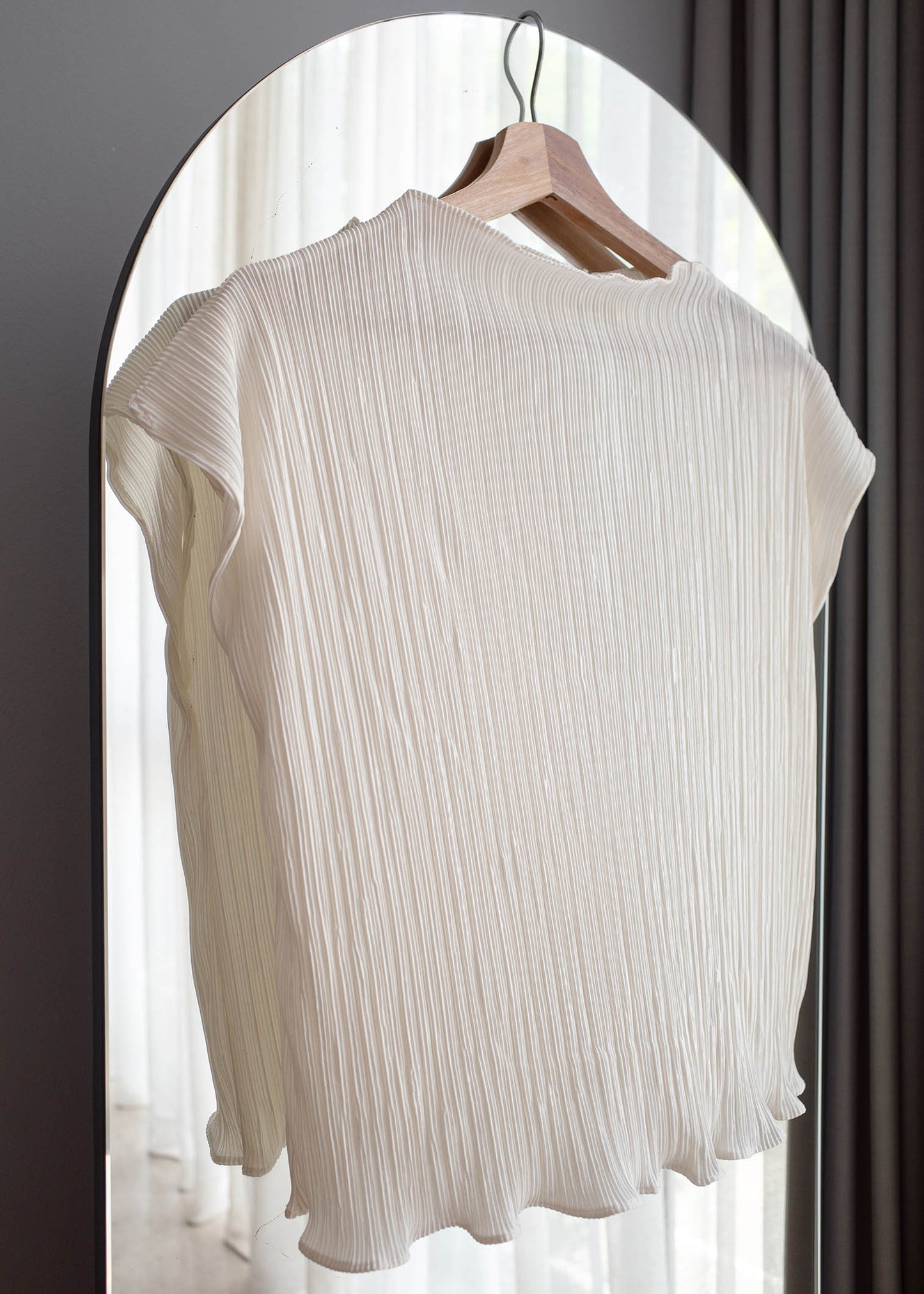 Pleats blouse