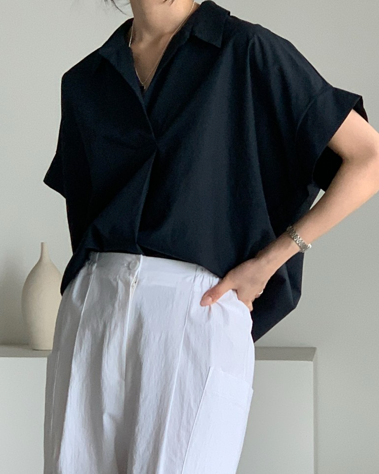 Bari open collar shirt