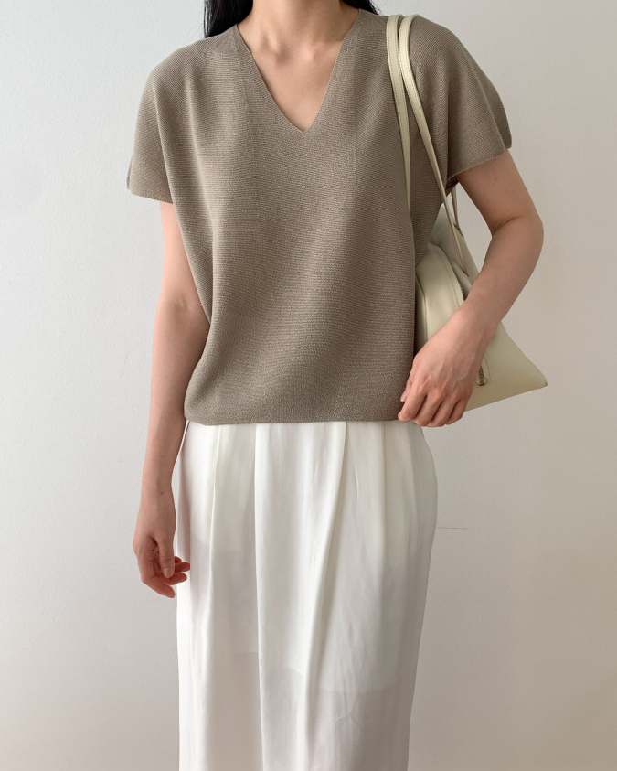 Linen wholegarment V neck knit