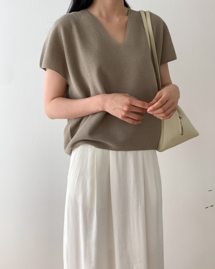 Linen wholegarment V neck knit