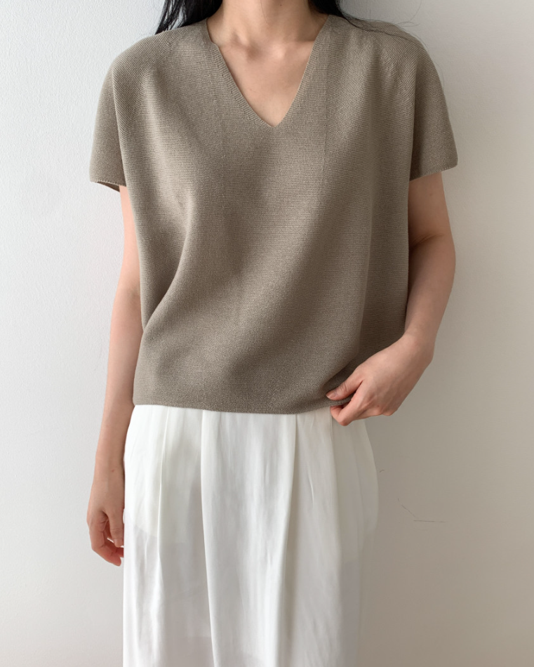 Linen wholegarment V neck knit