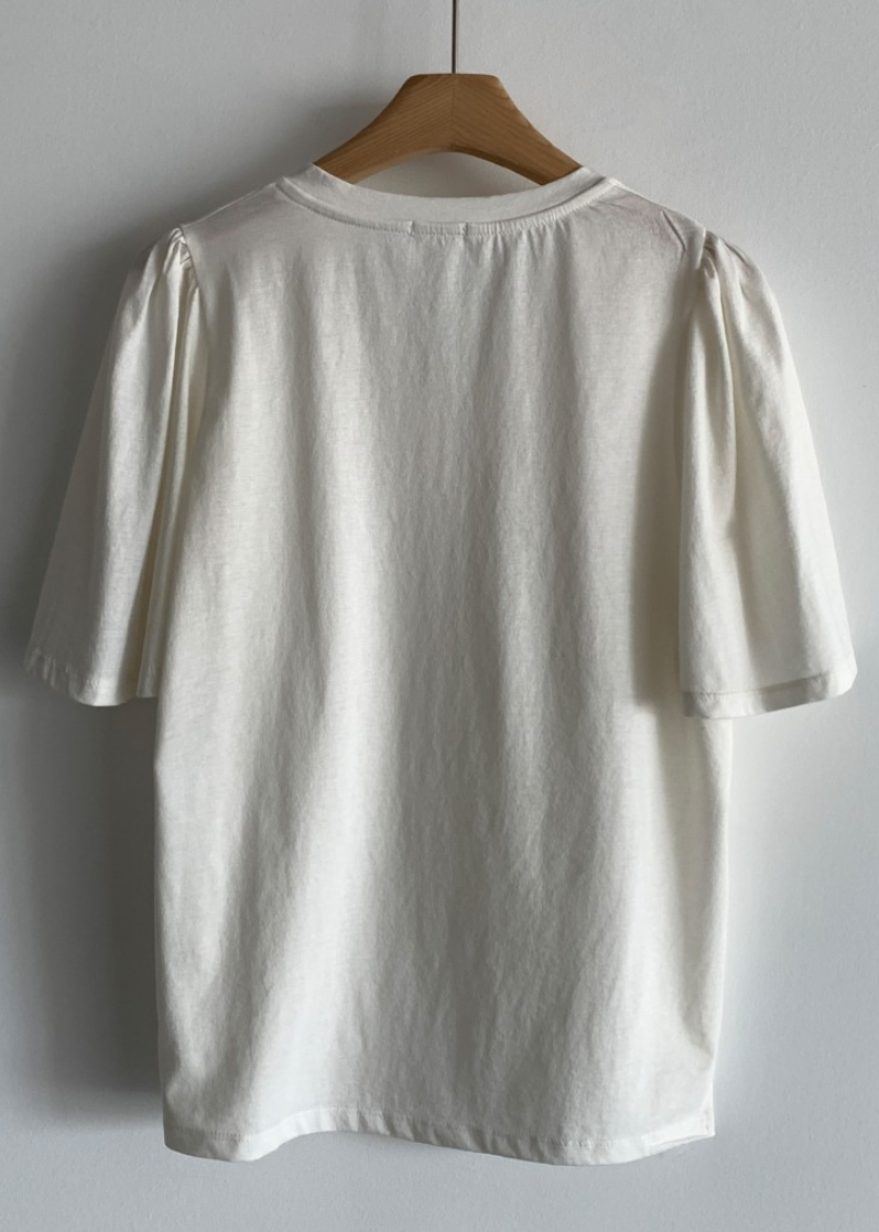 Frill sleeves t-shirt