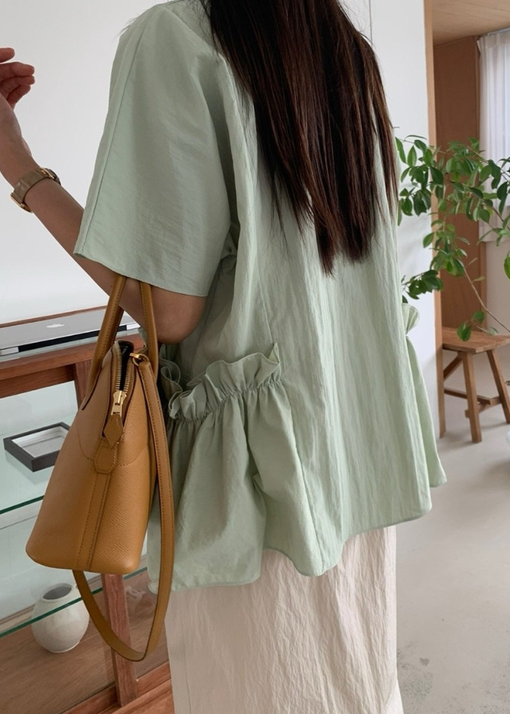 Shirring pocket blouse