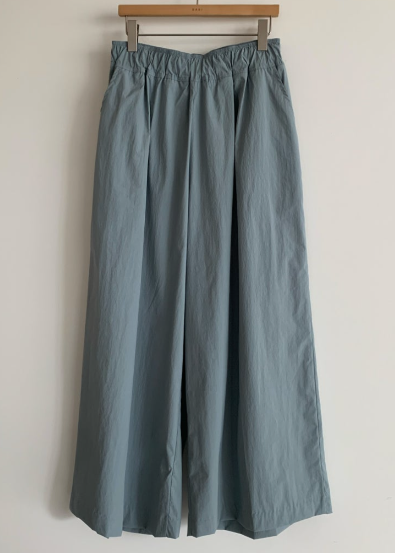 Wrinkle free wide pants