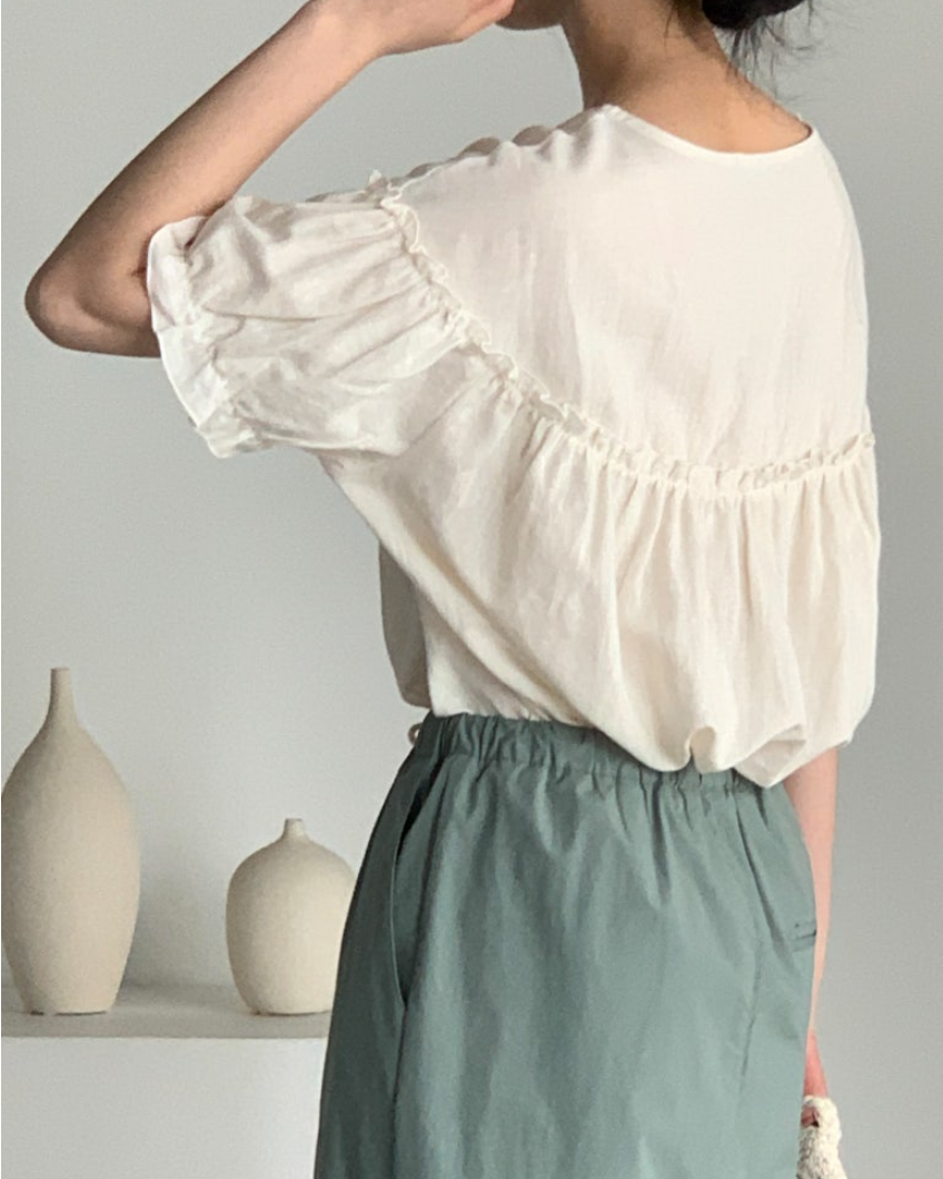 Linen frill blouse