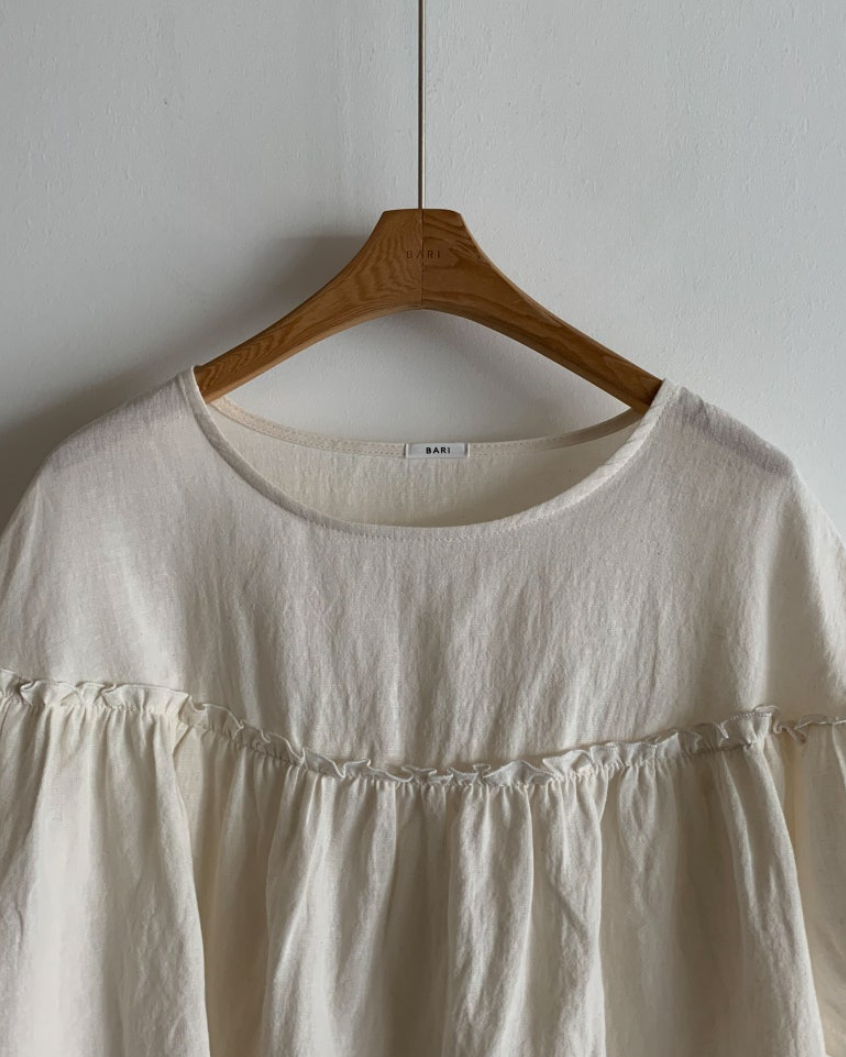 Linen frill blouse