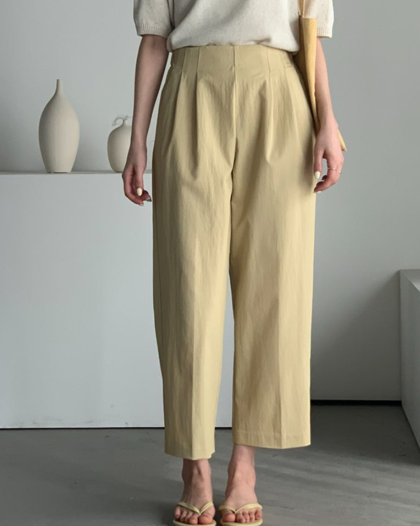 Modern pintuck slacks