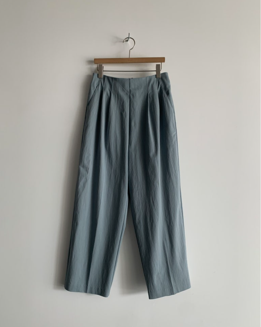 Modern pintuck slacks