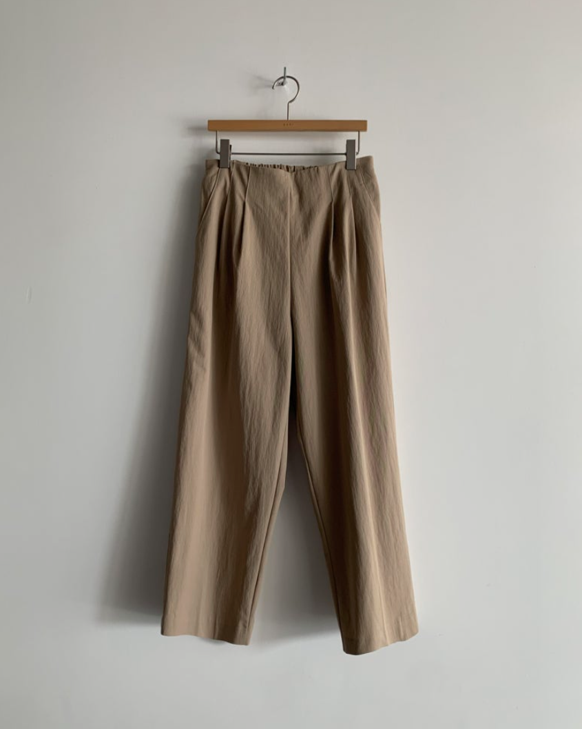 Modern pintuck slacks