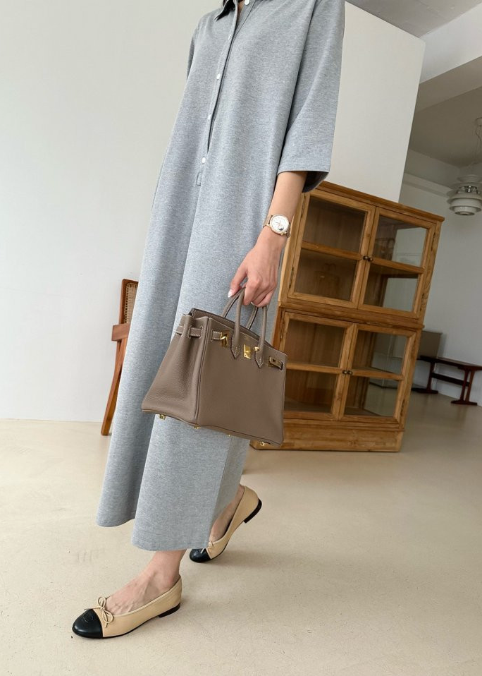 Three-quarter sleeve Pk dress