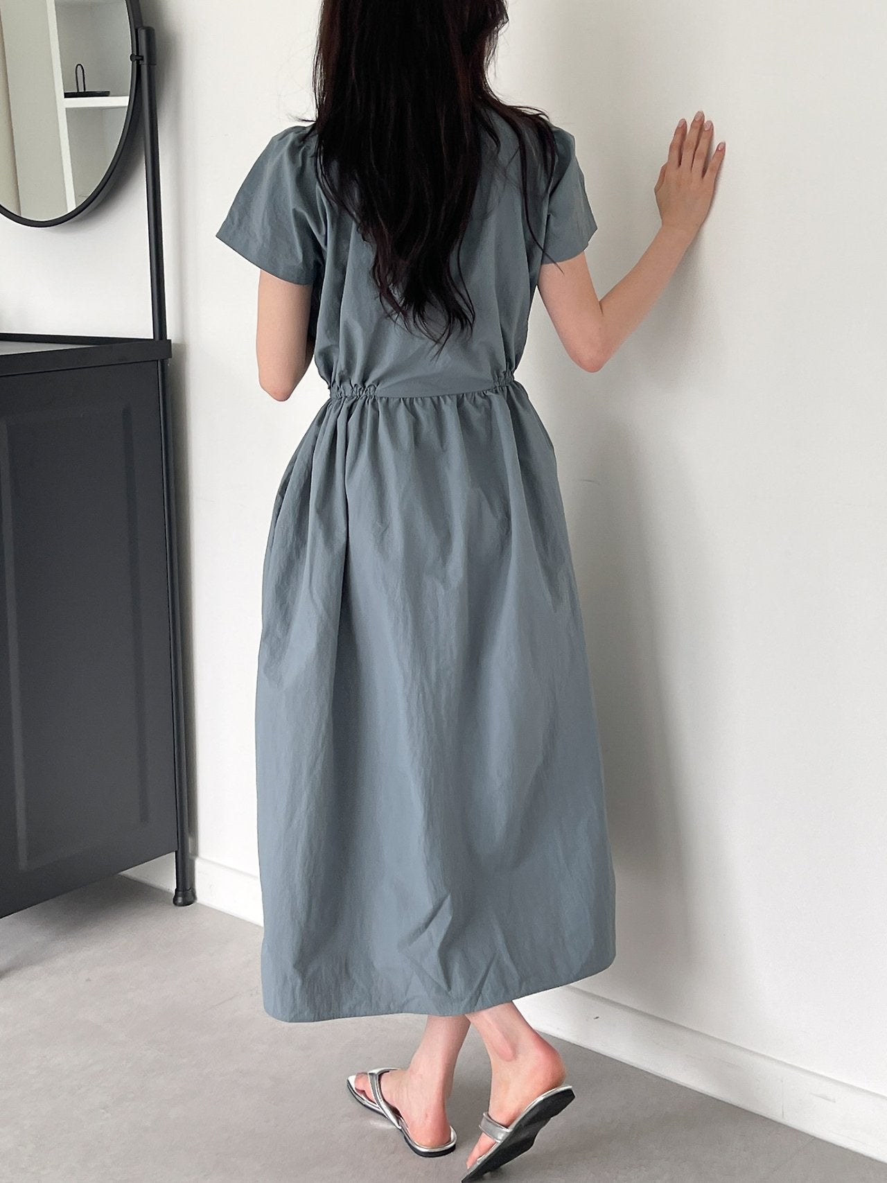 Nylon Puff sleeves dress
